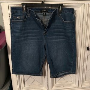 Nine West blue Jeans shorts in great condition